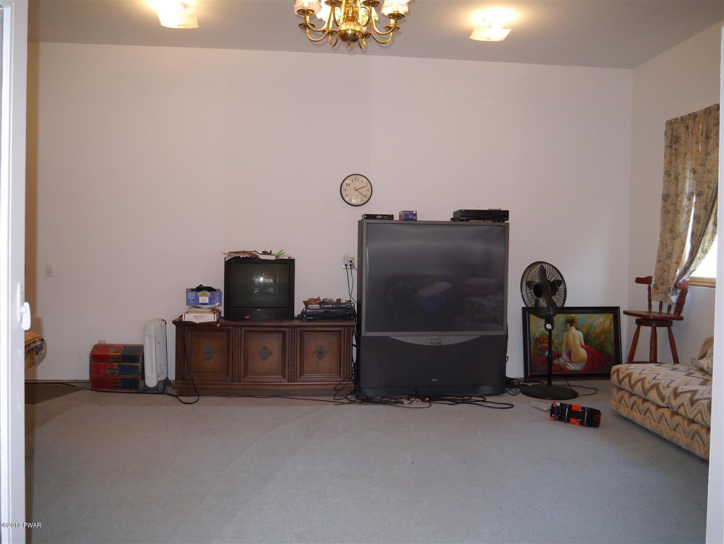 695 Pine Mill Road Equinunk, PA 18417 - Photo 23 of 68