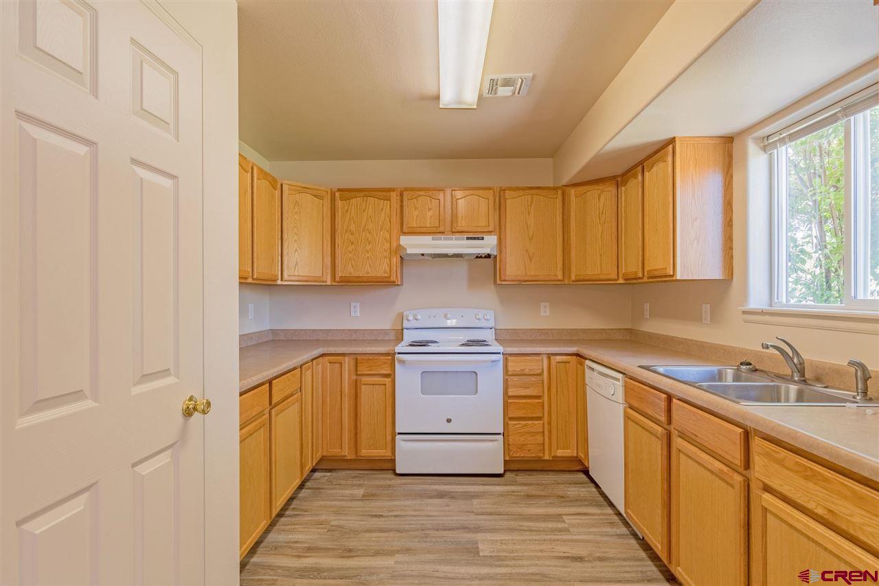 1525 Haystack Road Montrose, CO 81401 - Photo 9 of 35 Gallery Image 9