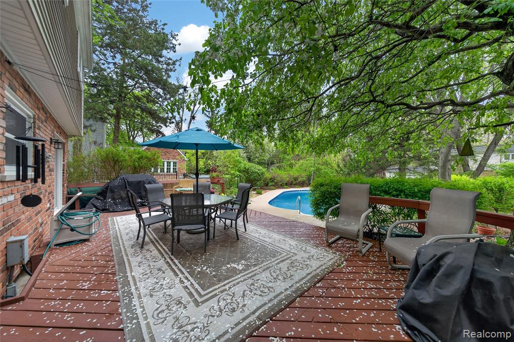 3560 Beach Road Troy, MI 48084 - Photo 30 of 34