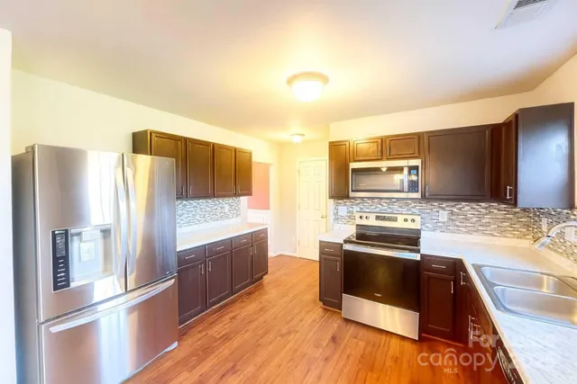 $2,551 | 4831 Stowe Derby Drive, Charlotte, NC 28278