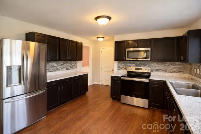 $2,250 | 4831 Stowe Derby Drive, Charlotte, NC 28278