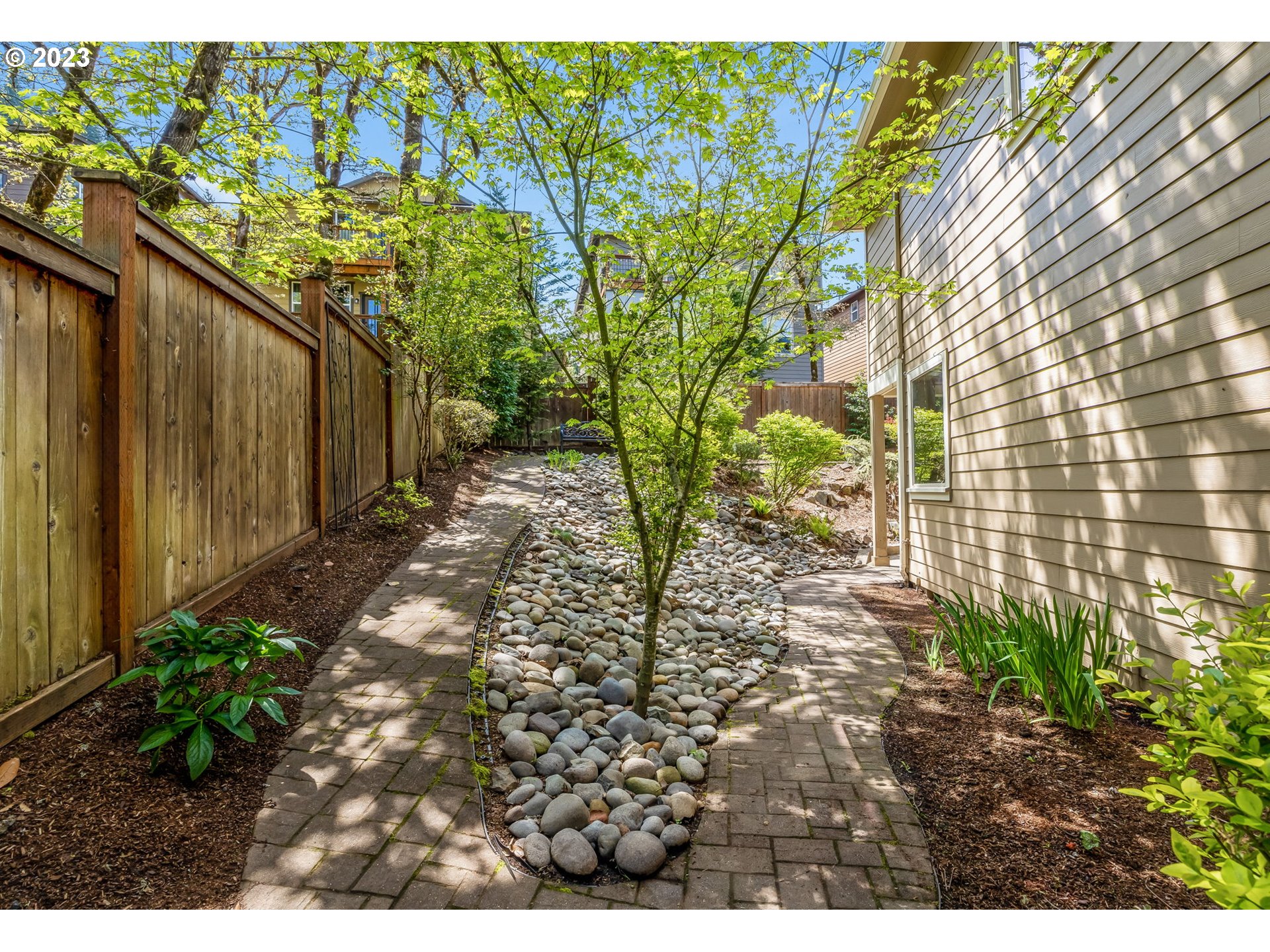 6143 Forest Ridge Drive Springfield, OR 97478 - Photo 41 of 48 a view of a backyard