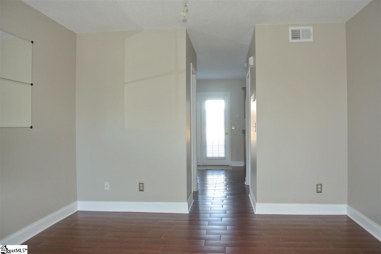 129 Trailside Lane Greenville, SC 29607 - Photo 15 of 25 Gallery Image 15
