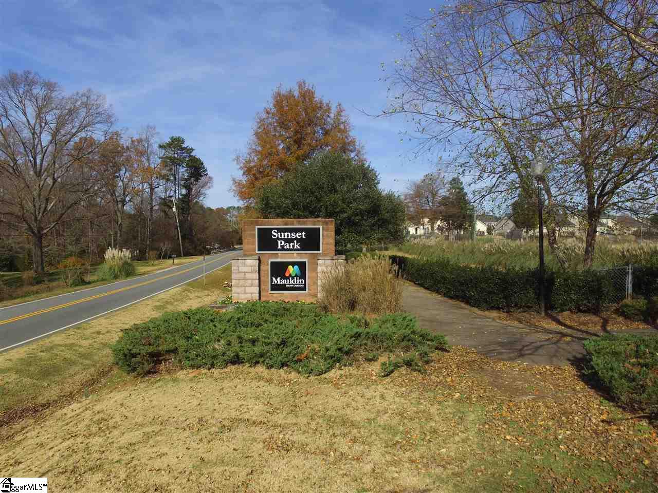 129 Trailside Lane Greenville, SC 29607 - Photo 23 of 25 Gallery Image 23