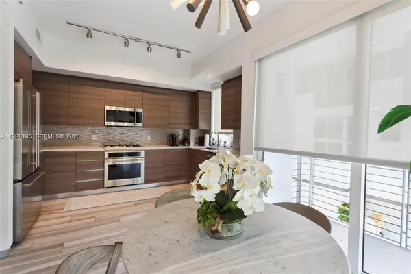 $9,000 | 101 North Shore Drive, Unit 101, Miami Beach, FL 33141