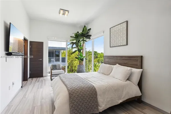 $9,000 | 101 North Shore Drive, Unit 101, Miami Beach, FL 33141