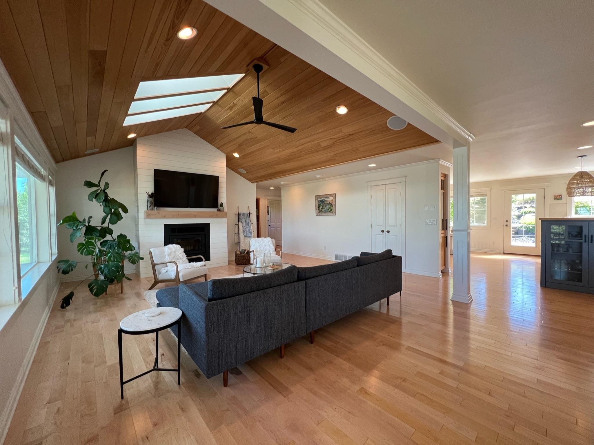 7919 South Hilby Road Spokane, WA 99223 - Photo 13 of 48 Gallery Image 13
