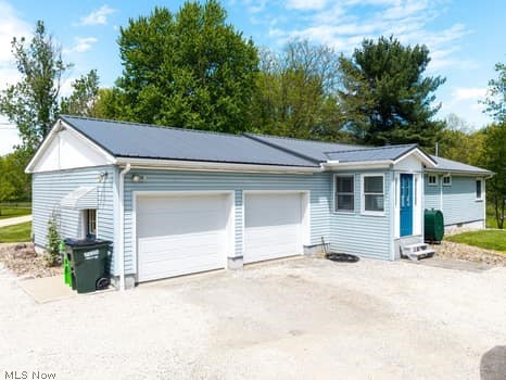 6258 Kennard Road Medina, OH 44256 - Photo 4 of 38
