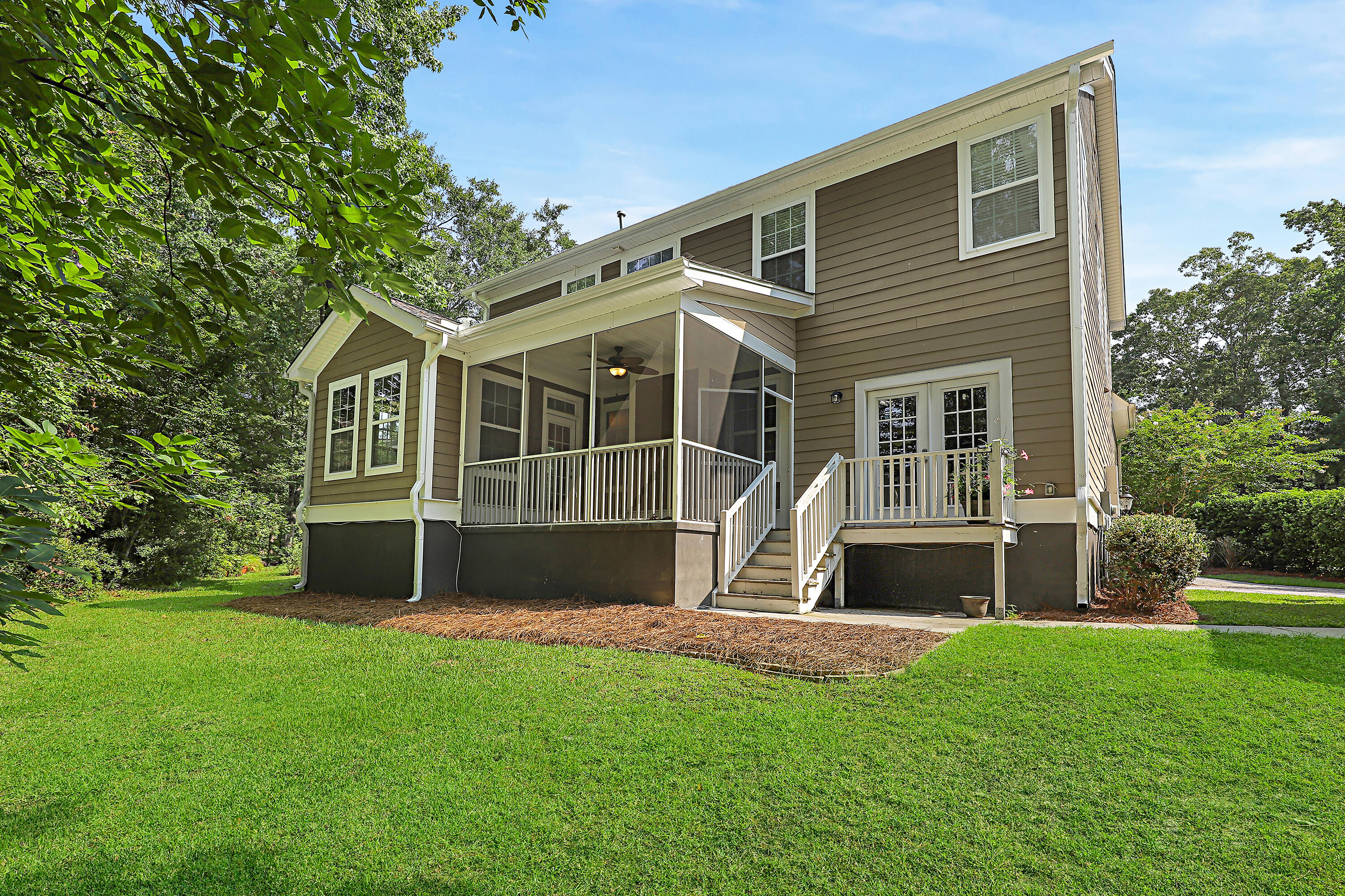 1030 Randy Kinard Lane Hanahan, SC 29410 - Photo 4 of 39 IMG_1441