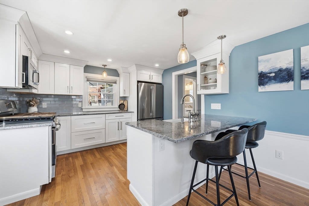 79 Running Brook Road Boston, MA 02132 - Photo 8 of 42 Gallery Image 8