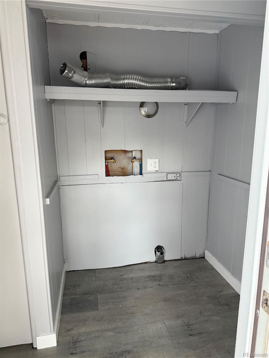 17190 Mt Vernon Road, Unit 176 Golden, CO 80401 - Photo 19 of 39 a view of cabinets