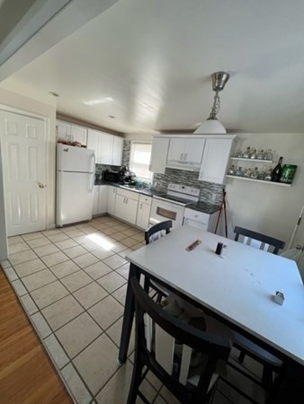 13-15 Utica Street Springfield, MA 01104 - Photo 4 of 25 Gallery Image 4