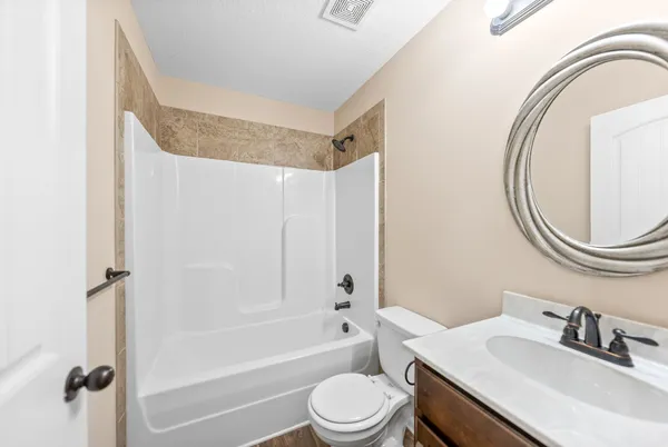 $950 | 394 Mcgee Court, Unit 4, Clarksville, TN 37040