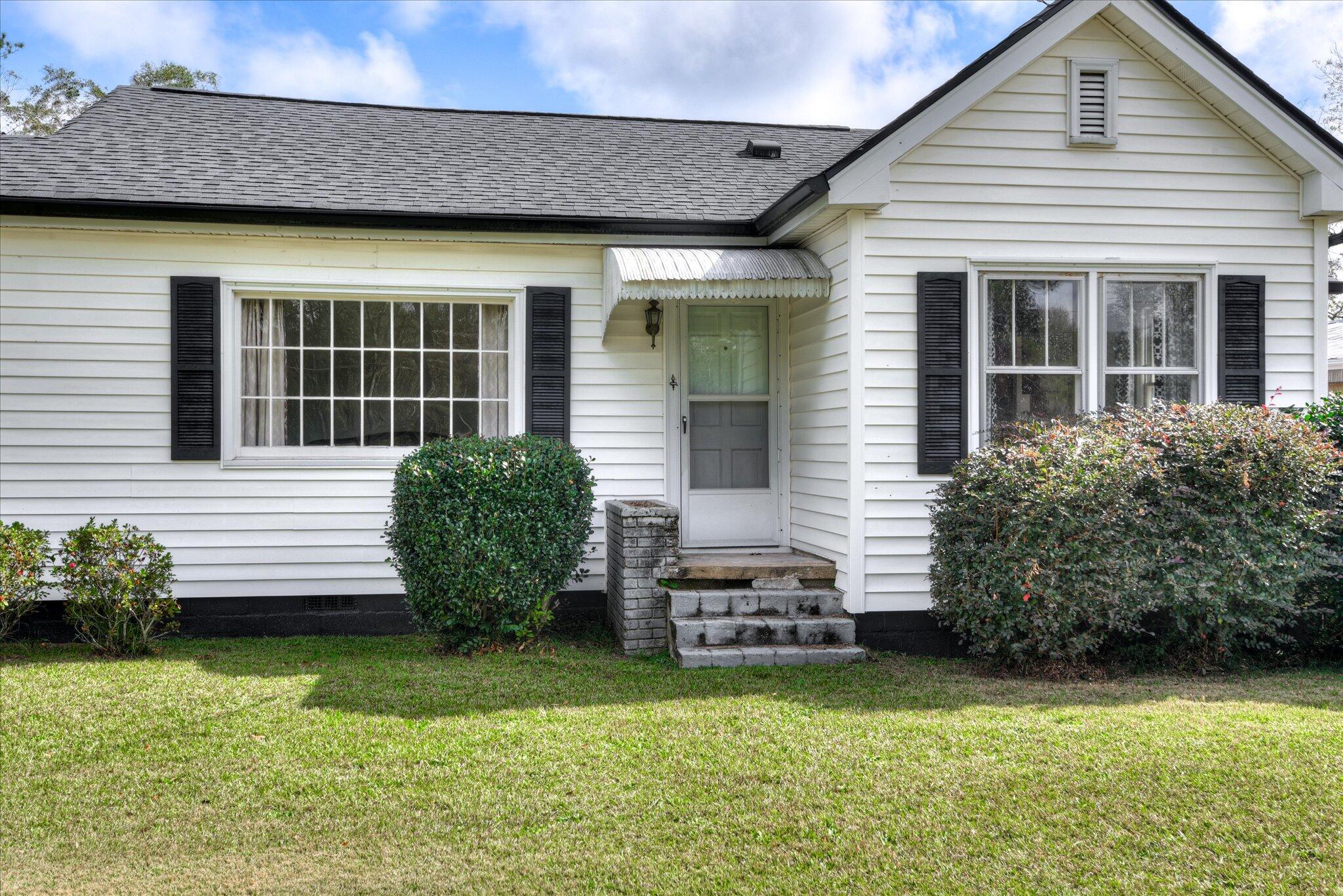 509 Augusta Road Edgefield, SC 29824 - Photo 5 of 62