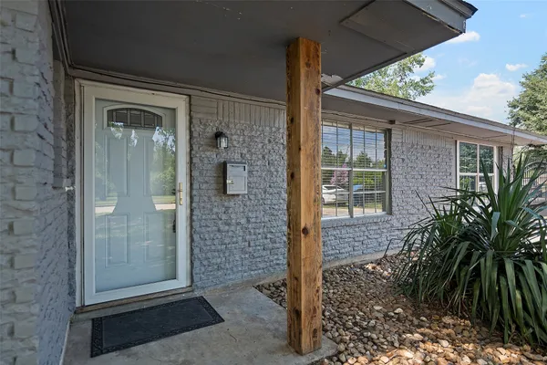 a view of front door of house