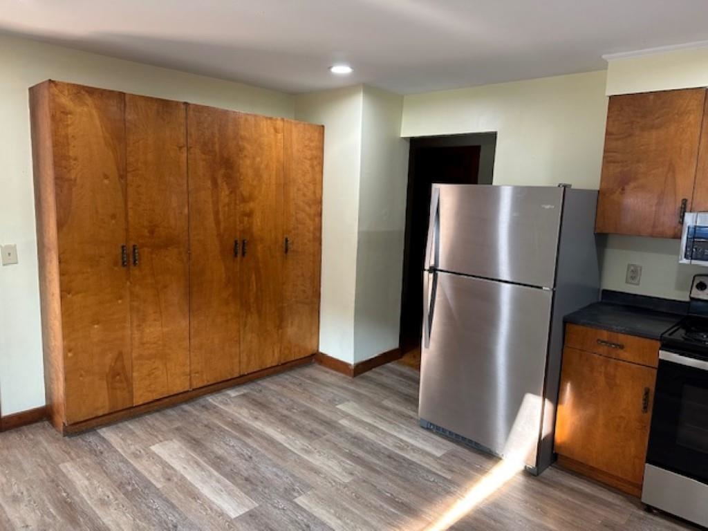 19 Central Square, Unit B Troy, NH 03465 - Photo 2 of 24