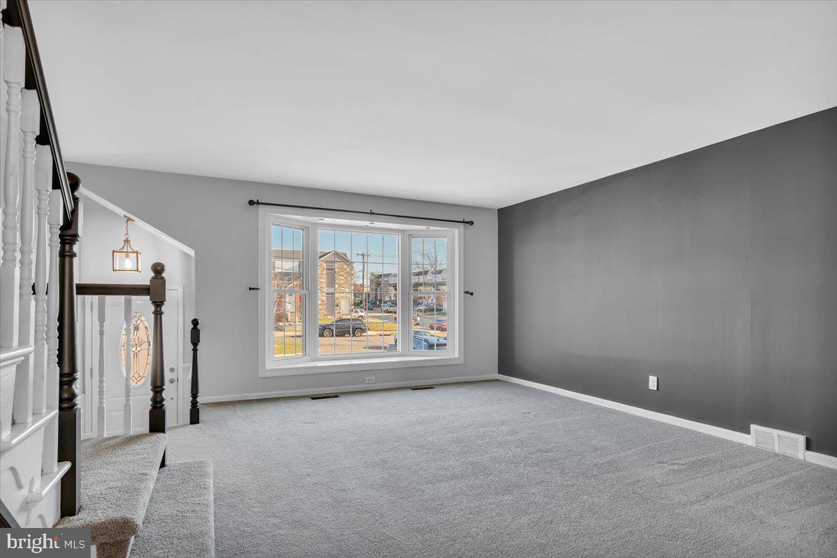 10910 Modena Place Philadelphia, PA 19154 - Photo 11 of 29 Gallery Image 11