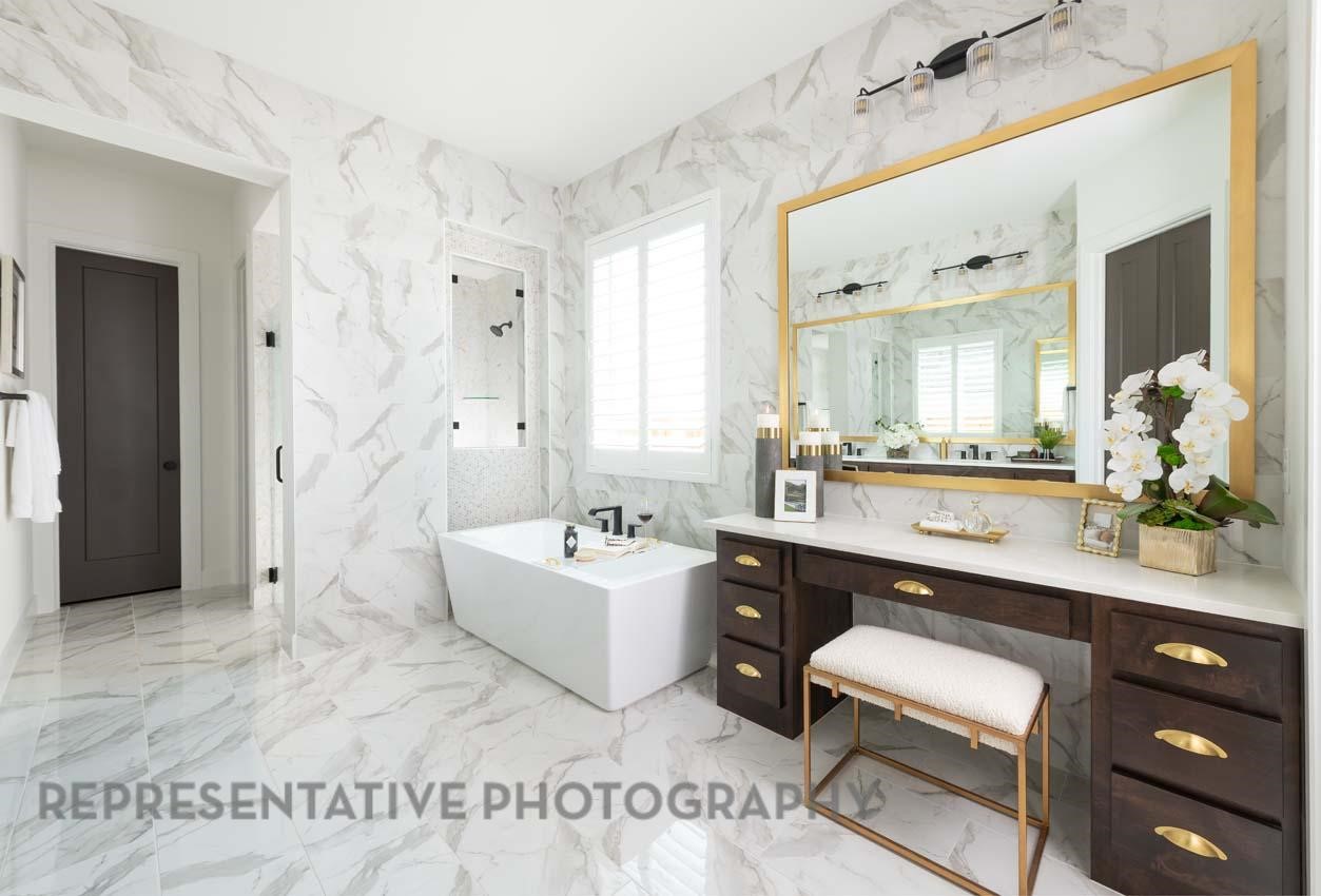 8922 Blue Grotto Lane Manvel, TX 77578 - Photo 9 of 36 Primary Bathroom