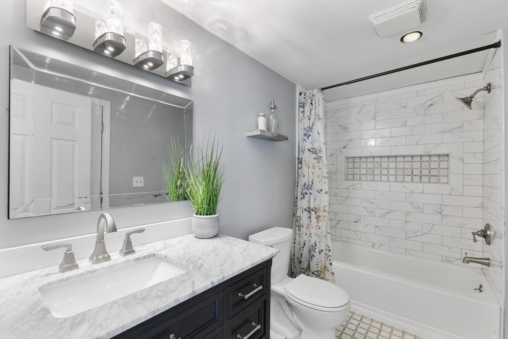 15 Primrose Road Billerica, MA 01821 - Photo 11 of 42 Gallery Image 11
