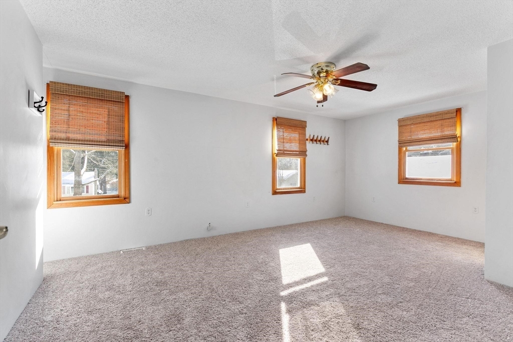 15 Primrose Road Billerica, MA 01821 - Photo 24 of 42 Gallery Image 24