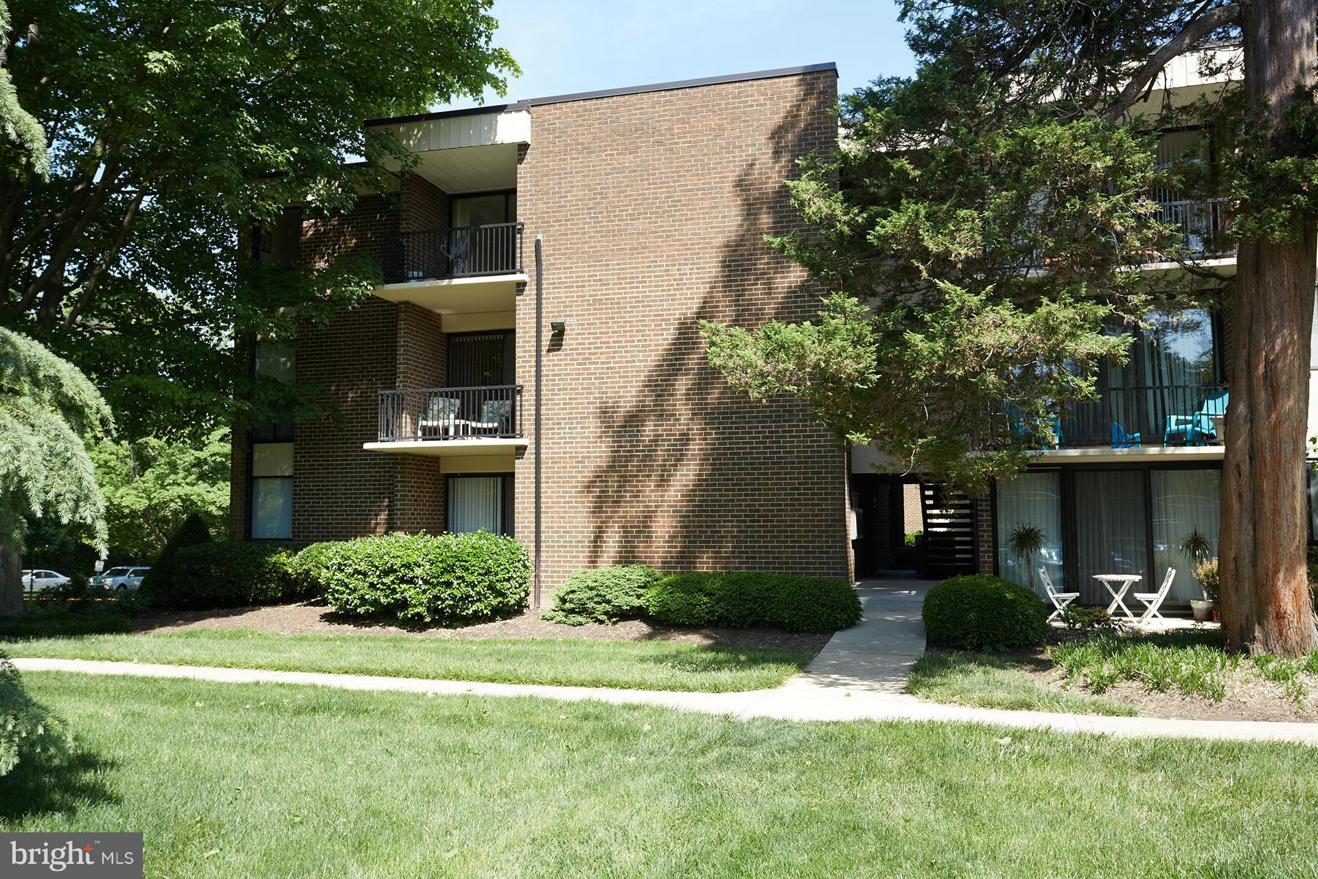 2105 Walsh View Terrace, Unit 15301 Silver Spring, MD 20902 - Photo 2 of 18 Exterior (General)