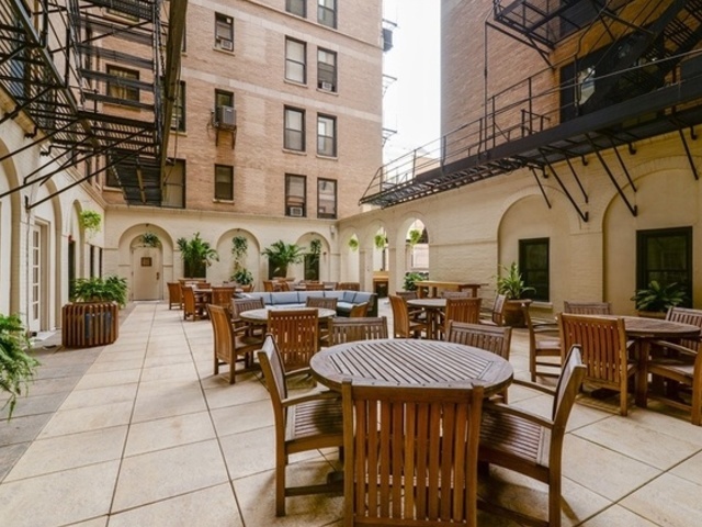 3100 North Sheridan Road, Unit 10A Chicago, IL 60657 - Photo 18 of 20