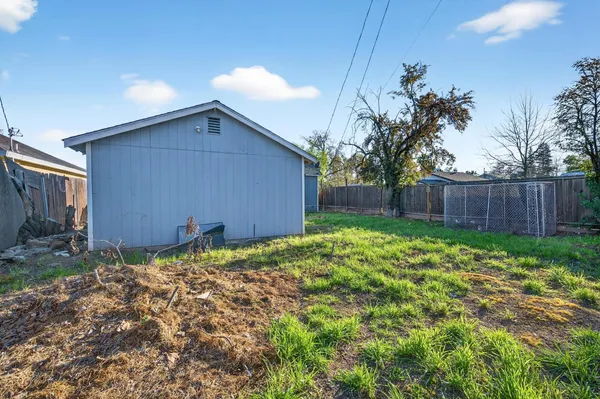 $394,000 | 3813 23rd Avenue, Sacramento, CA 95820