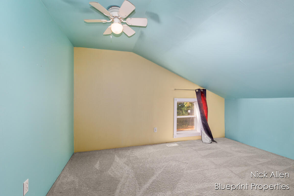 510 West Oak Ridge Greenville, MI 48838 - Photo 17 of 25 IMG_1016