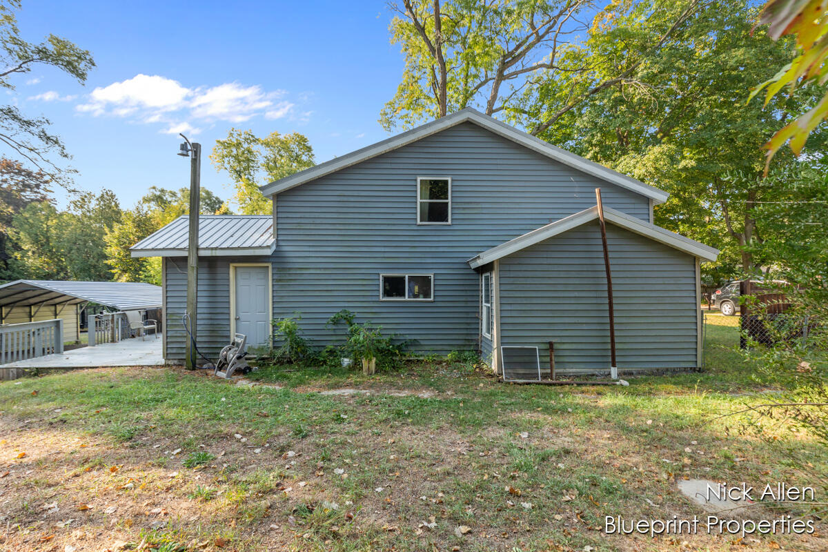 510 West Oak Ridge Greenville, MI 48838 - Photo 2 of 25 IMG_1001