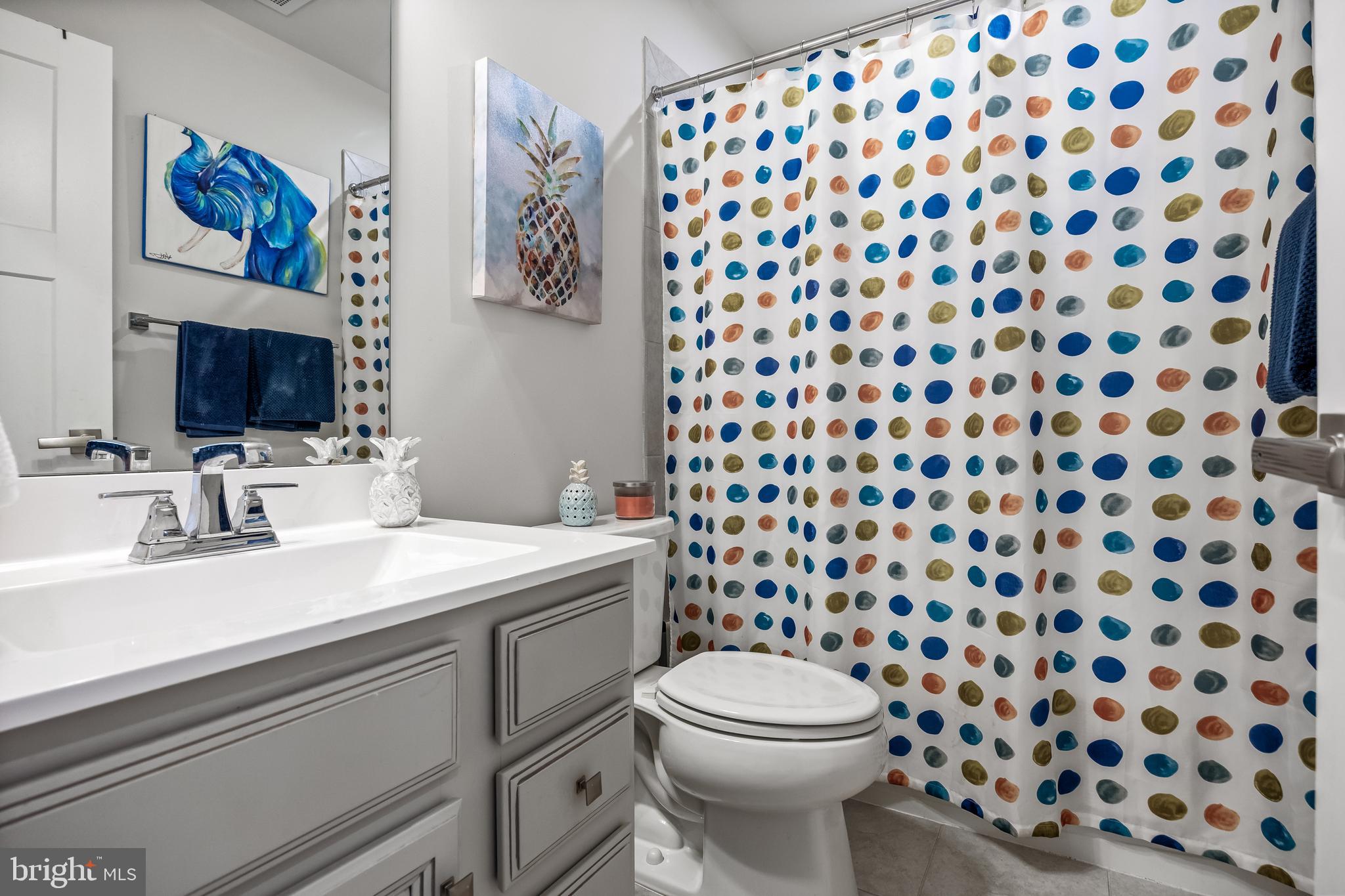 177 Nathan Drive Cinnaminson, NJ 08077 - Photo 29 of 42 a bathroom with a sink and a mirror