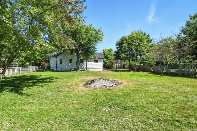 $260,000 | 1321 South Edgecombe Avenue, Indianapolis, IN 46227