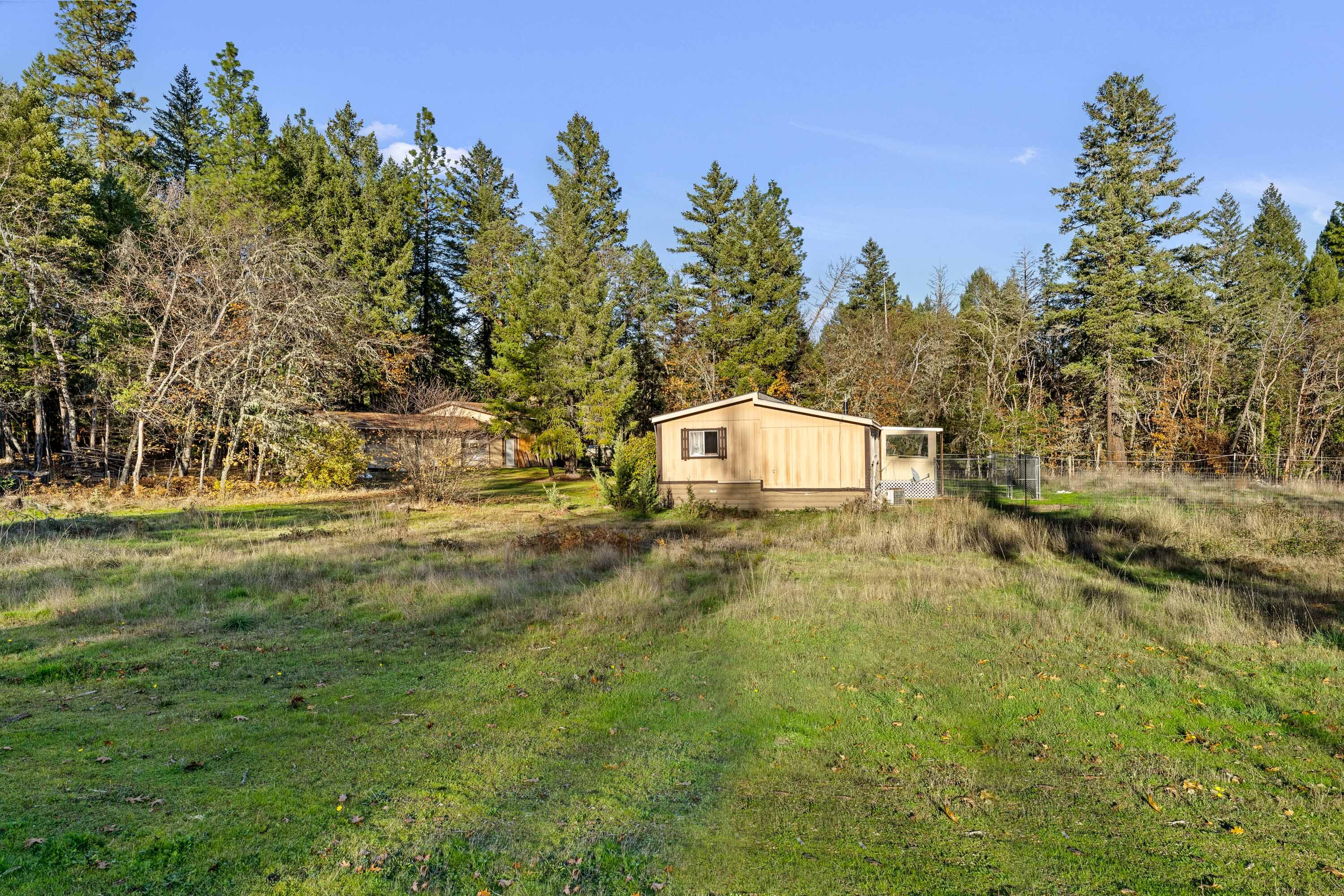 1867 Draper Valley Road Selma, OR 97538 - Photo 19 of 30 EXT (5 of 16)