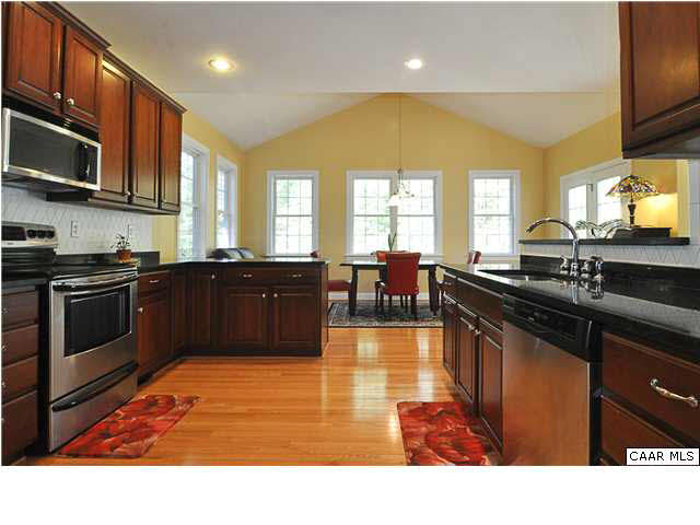 3276 Hardware River Road Charlottesville, VA 22903 - Photo 13 of 28 Gallery Image 13