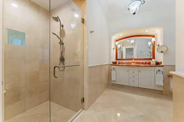 $3,425,000 | 611 White Pelican Way, Jupiter, FL 33477