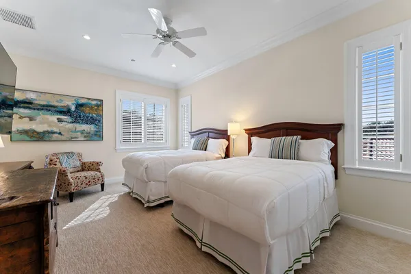 $3,425,000 | 611 White Pelican Way, Jupiter, FL 33477