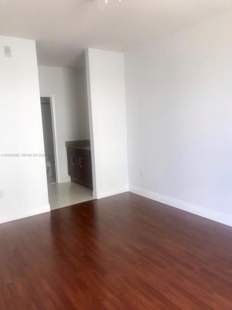 7275 Southwest 90th Way, Unit 302 Miami, FL 33156 - Photo 6 of 23