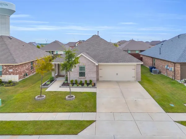 $315,000 | 1106 Honey Maple Street, Princeton, TX 75407
