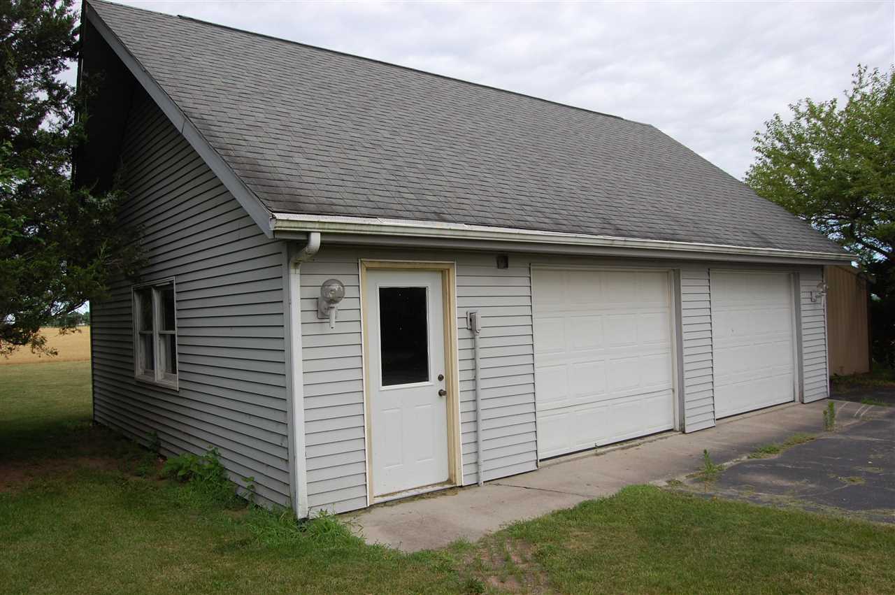 9218 Morgan Road Monroeville, IN 46773 - Photo 5 of 19