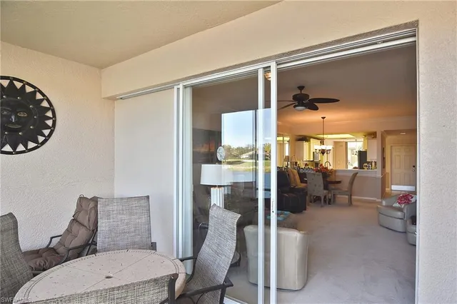 $379,900 | 8570 Cedar Hammock Circle, Unit 812, Naples, FL 34112