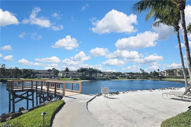 $379,900 | 8570 Cedar Hammock Circle, Unit 812, Naples, FL 34112