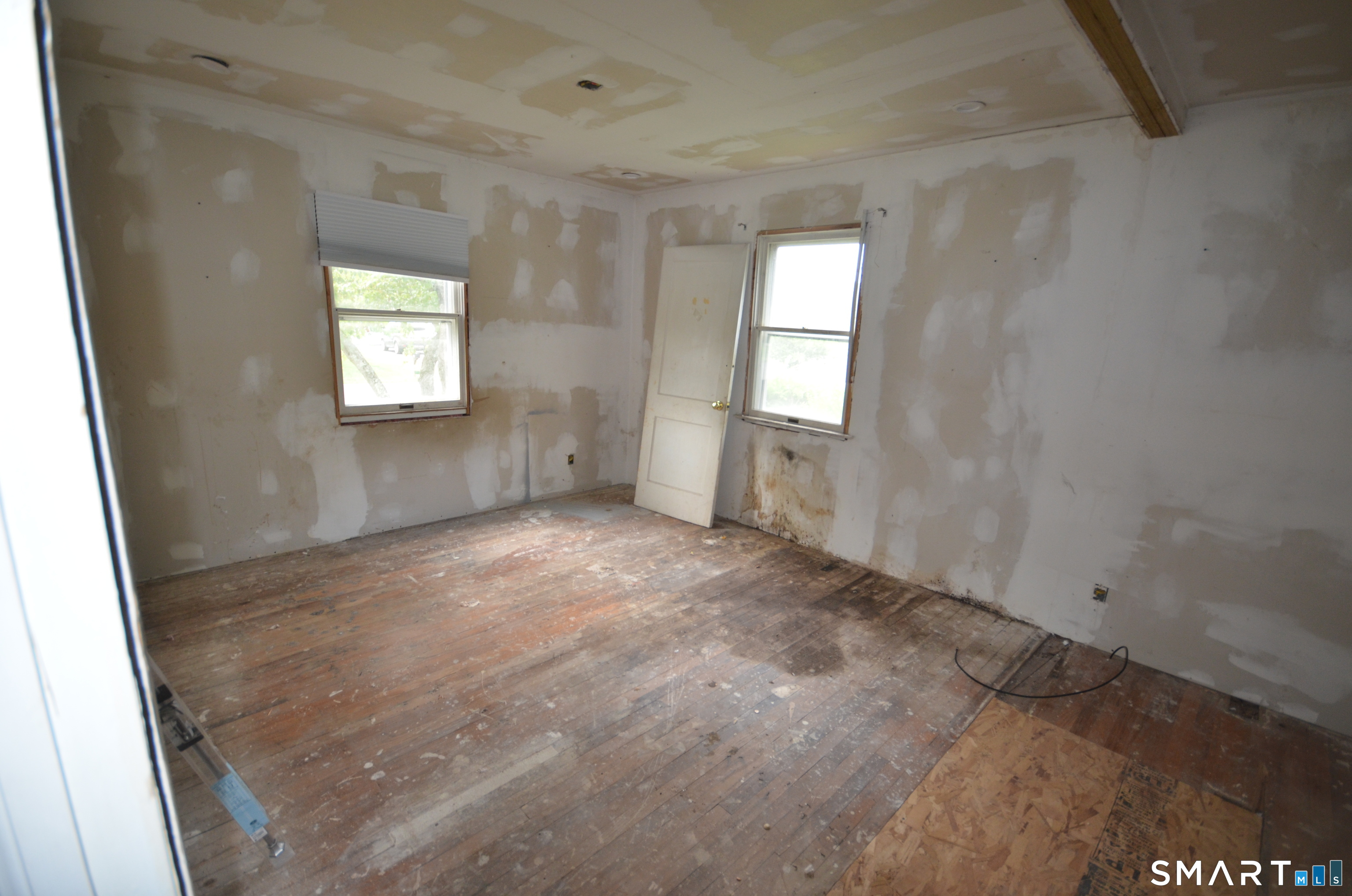 190 Sasapequan Road Fairfield, CT 06824 - Photo 18 of 29