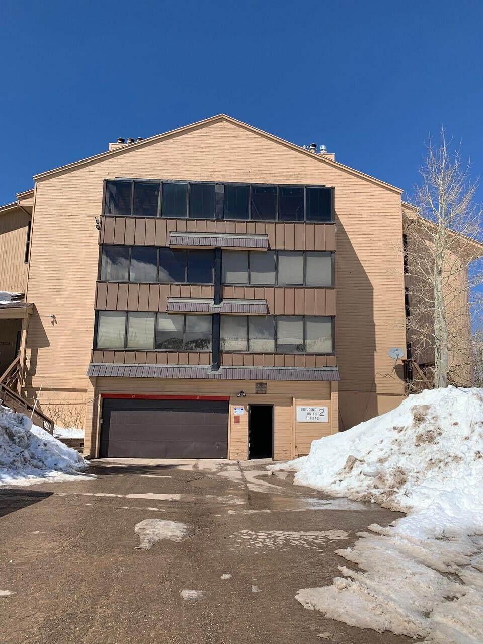 150 Ridgeview Street, Unit 241 Brian Head, UT 84719 - Photo 28 of 30 Ext of building