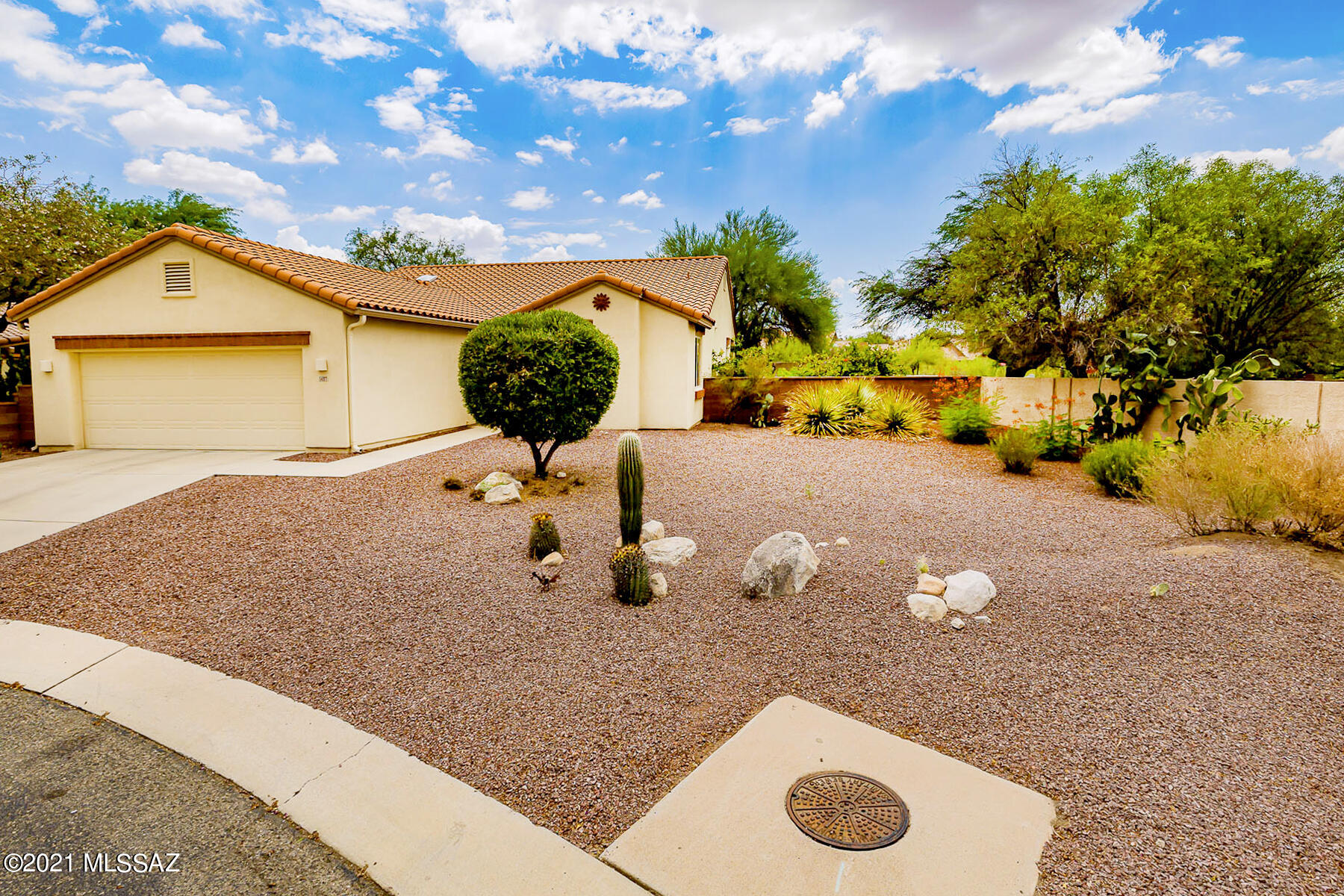 1497 East Tascal Loop Tucson, AZ 85737 - Photo 2 of 26
