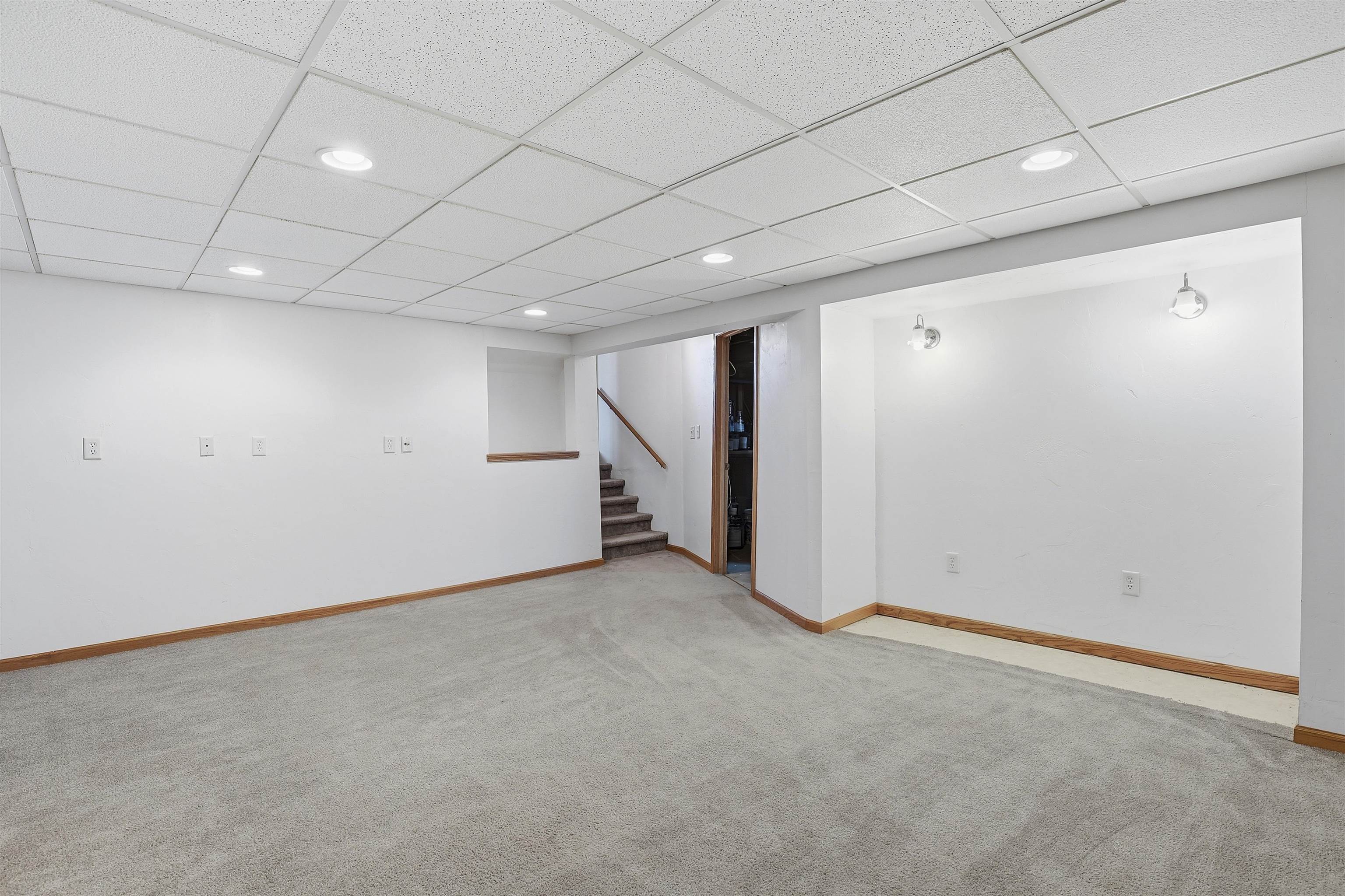 W2944 Northbrook Court Appleton, WI 54915 - Photo 30 of 35