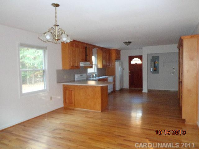 2198 River Road Lincolnton, NC 28092 - Photo 2 of 13 Gallery Image 2