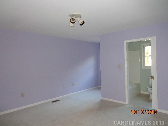 2198 River Road Lincolnton, NC 28092 - Photo 7 of 13 Gallery Image 7