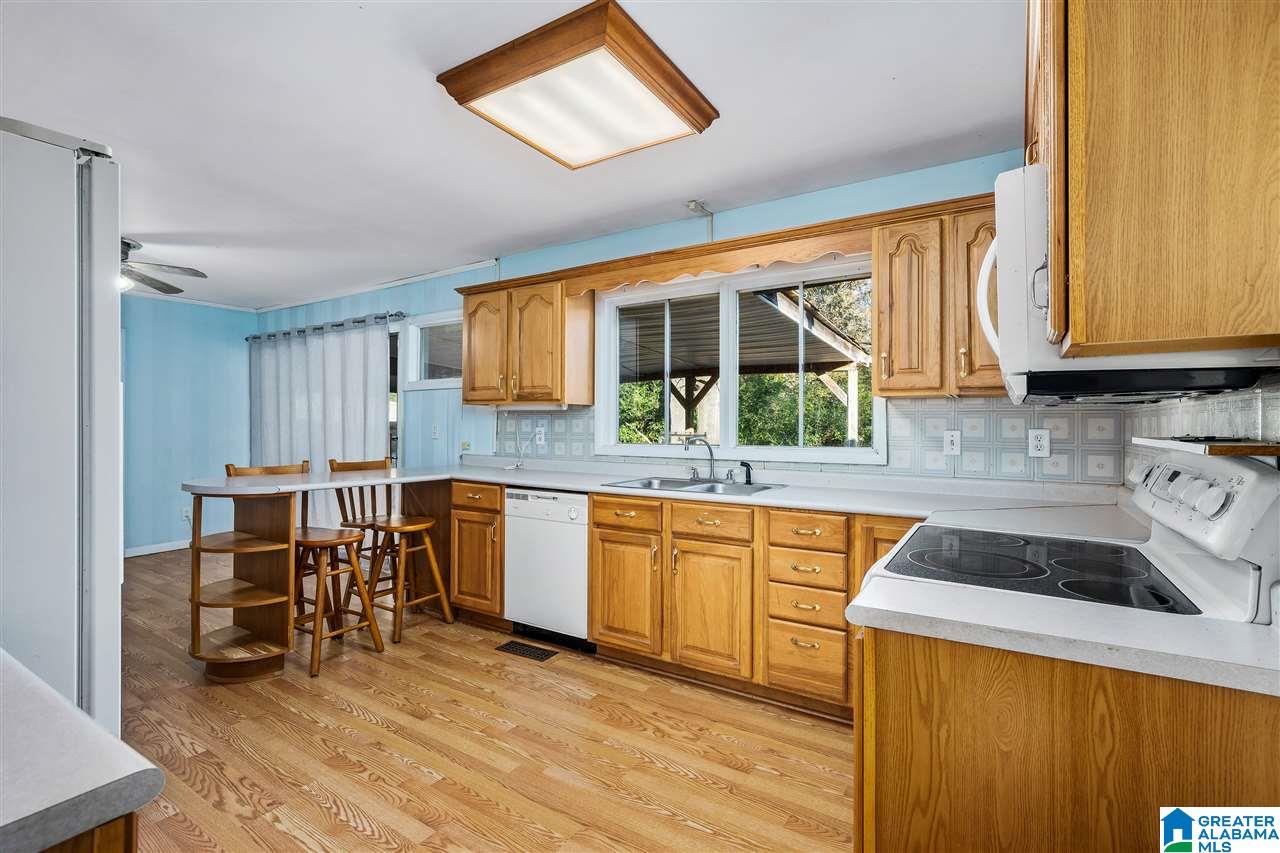1621 4th Way Northwest Center Point, AL 35215 - Photo 6 of 19