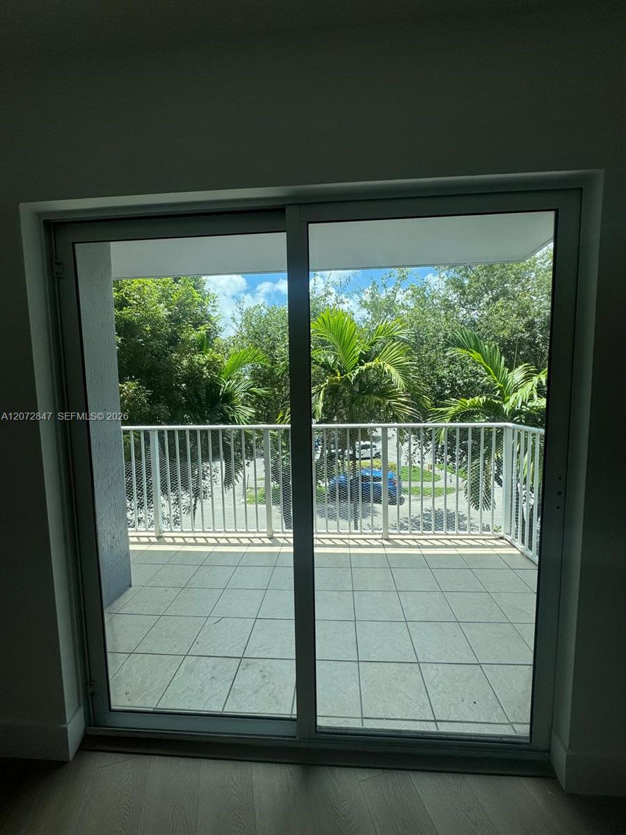 2415 Northwest 16th St Road, Unit 3011 Miami, FL 33125 - Photo 6 of 12 Gallery Image 6
