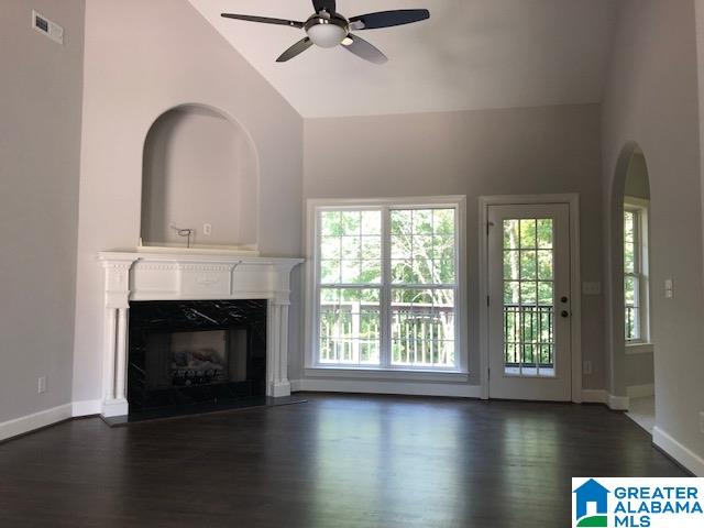 204 Timber Ridge Circle Alabaster, AL 35007 - Photo 2 of 23