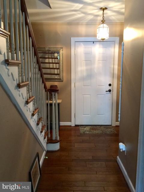 16702 Sterling Road Williamsport, MD 21795 - Photo 5 of 30 Foyer